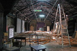 咖館營業最後日2006-04-292003年至2006年加崙工作室(大開劇團)時期台中20號倉庫藝術特區藝術村